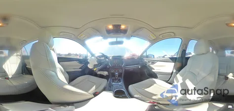 2018 Subaru Impreza Limited из США, поврежденный, VIN 4S3GTAT67J3728457